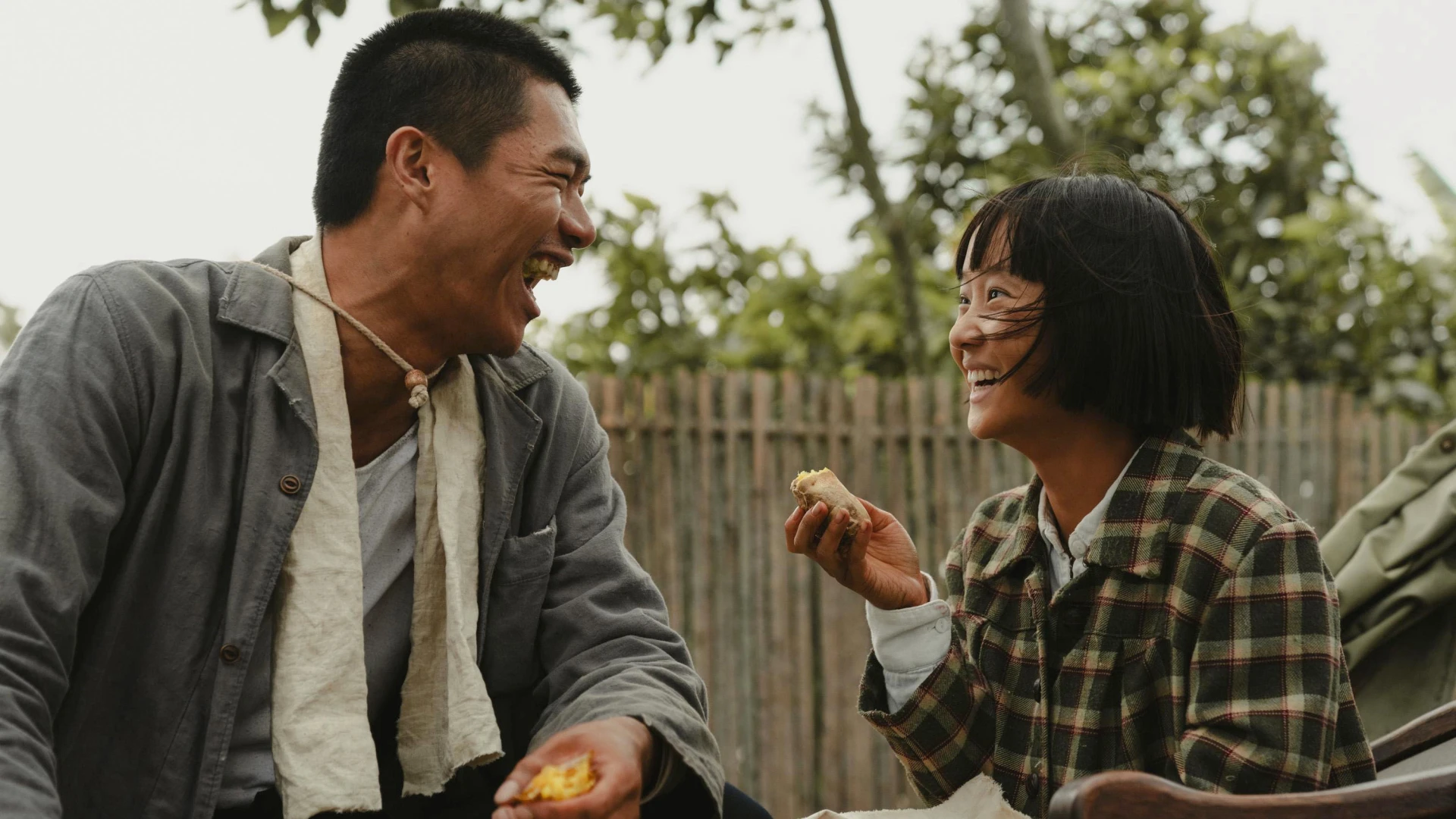 Câu Chuyện Sau Màn Sương - A Foggy Tale