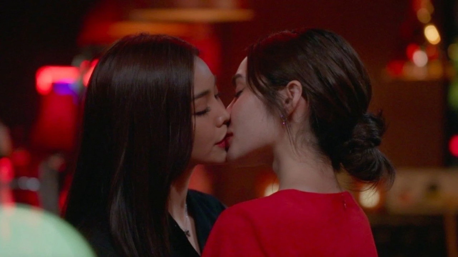 Những Cô Gái Khi Yêu - Love Bully
